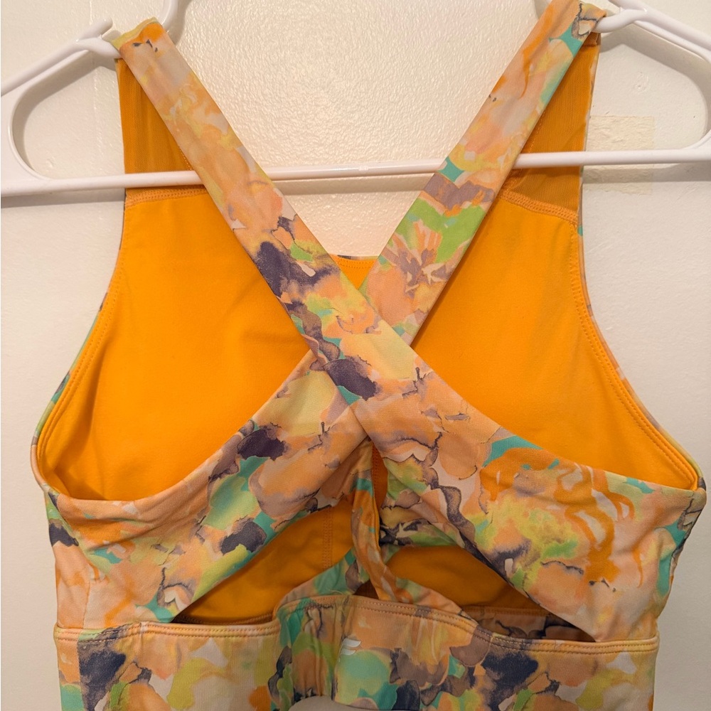 Fabletics Painted Marigold Size Small - image 4